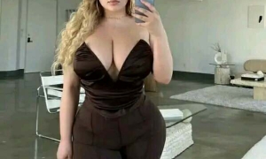 9958659377 ༒ Call Girls in Greater Kailash (Delhi)