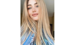9958659377 (Delhi) Call Girls in Greater Kailash