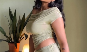 Hire Pitampura Call girls In Delhi (8448380779) Call girl Delhi NCr.