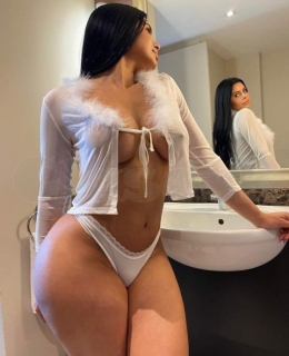 VIP BEST Call Girls In Charbagh 77068♛HOT♛14662 Women Seeking Man In Lucknow